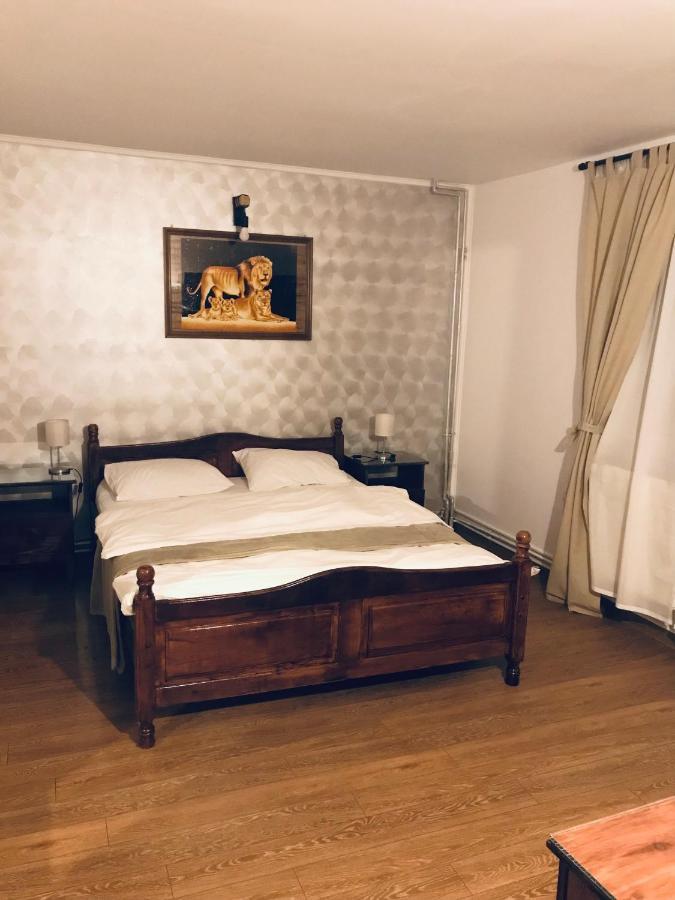 Pensiunea Royal Ranca Εξωτερικό φωτογραφία